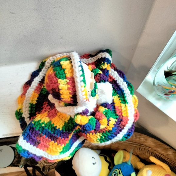 Vintage handmade Mrs. Claus pride rainbow 🌈 Christmas 🎄 tree topper figurine - Picture 6 of 9